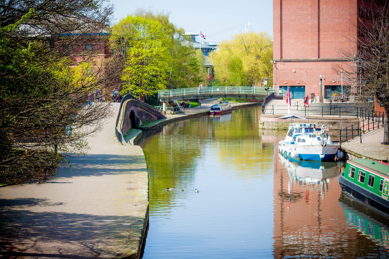 Buildings and canals in Nottingham, England