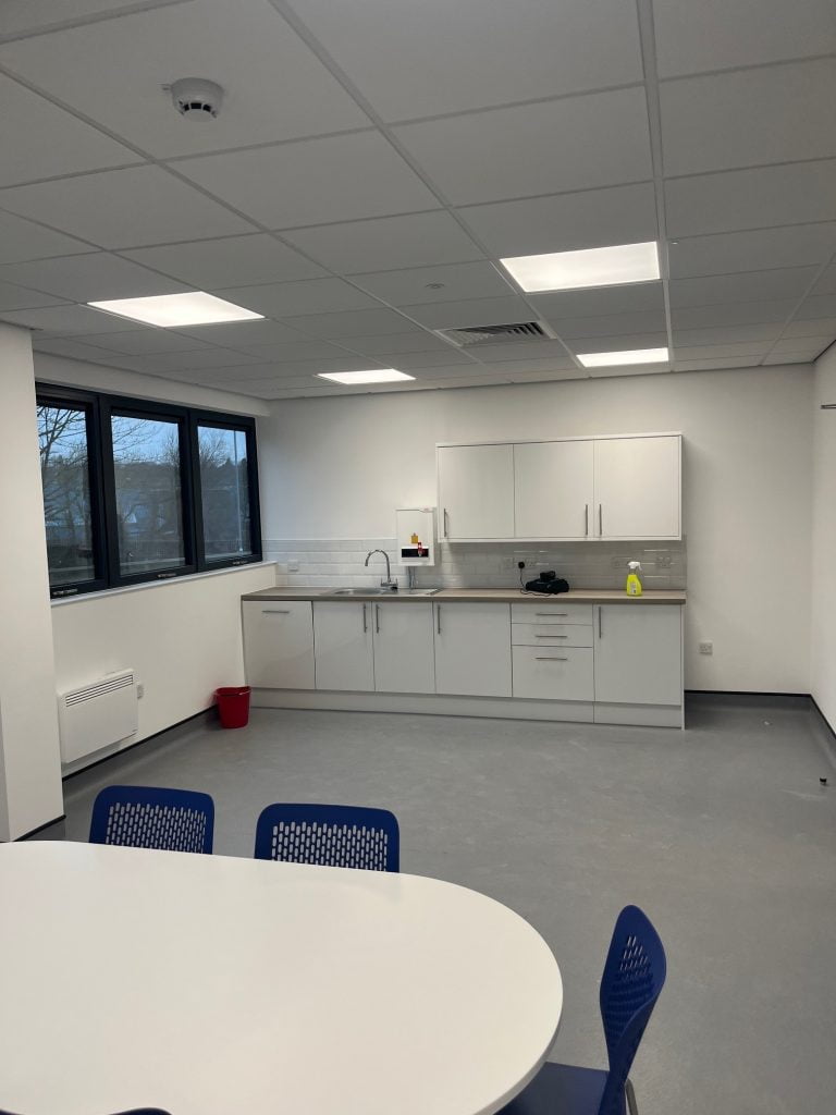 HARRIS LAMB DELIVERS CAT B FIT OUT AT DUDLEY INDUSTRIAL ESTATE