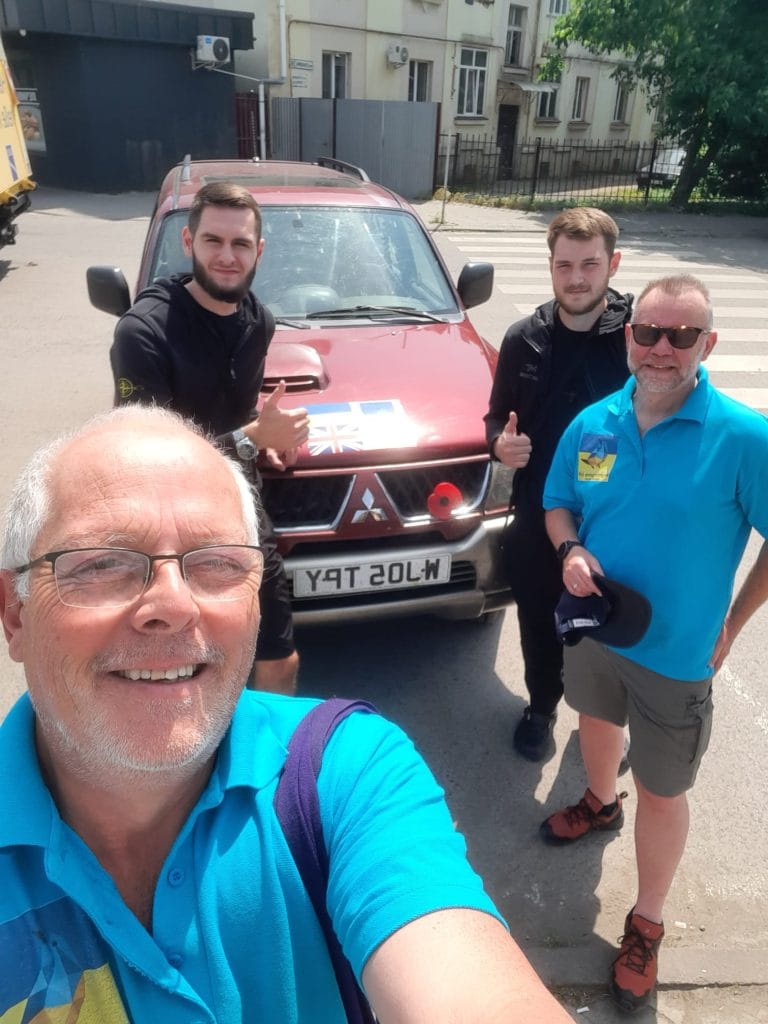 “HUMBLING AND HARROWING”: KEN PHILLIPS JOINS NIGHTINGALES UK ON HUMANITARIAN AID MISSION TO UKRAINE